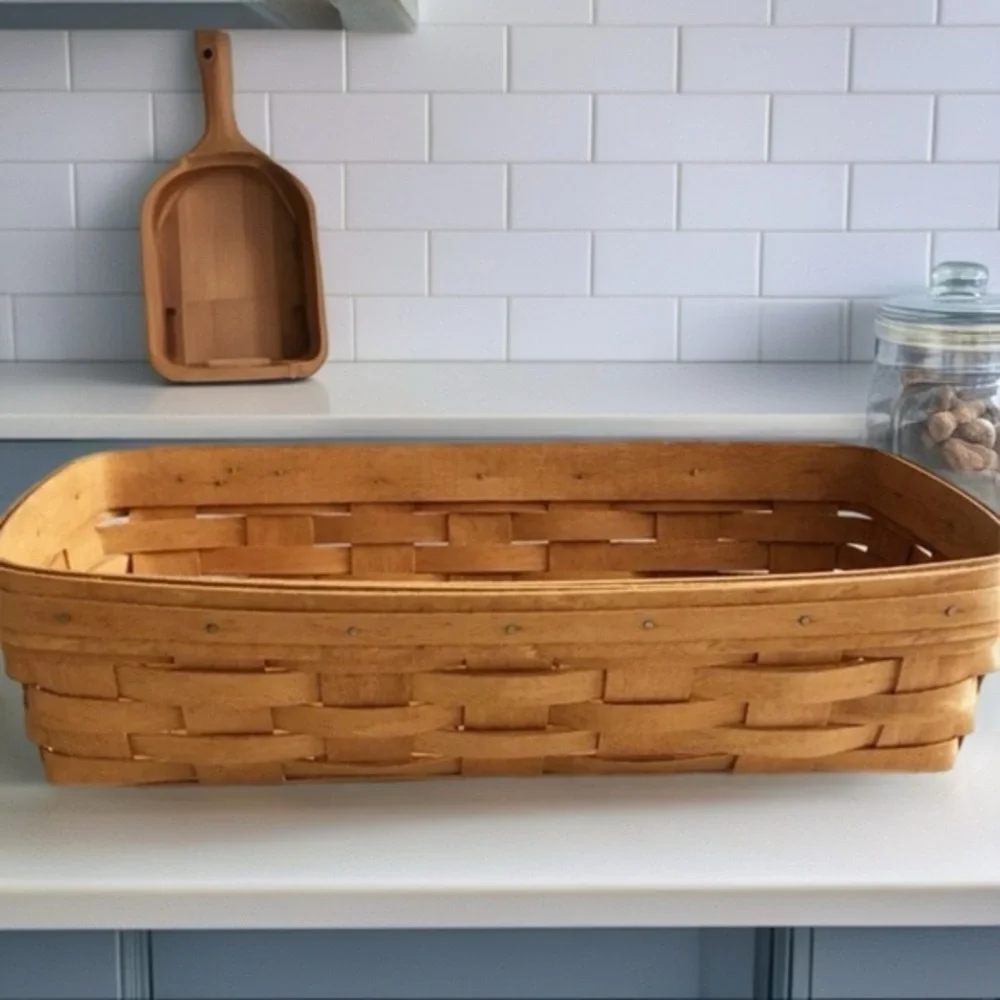 Longaberger Bread/Cracker Basket Vintage 1992 - NO LINING